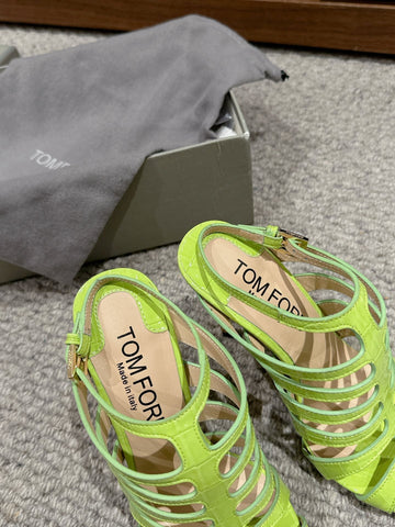 HIGH SANDAL 10 CM IN PEAR GREEN CALFSKIN