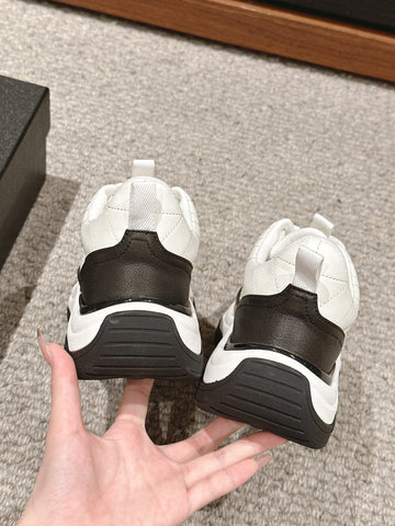 CC CLASSIC SNEAKER IN WHITE MIX BLACK LAMBSKIN