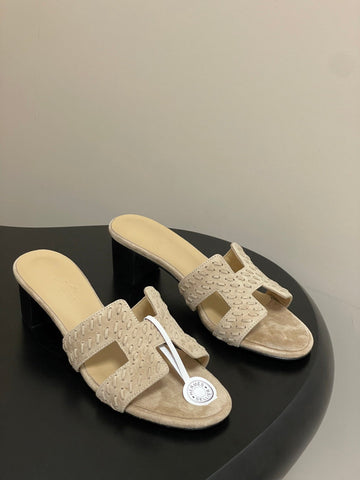 HM 25S ORAN HIGH‑HEEL SANDAL IN BEIGE SUEDE AND LAMBSKIN