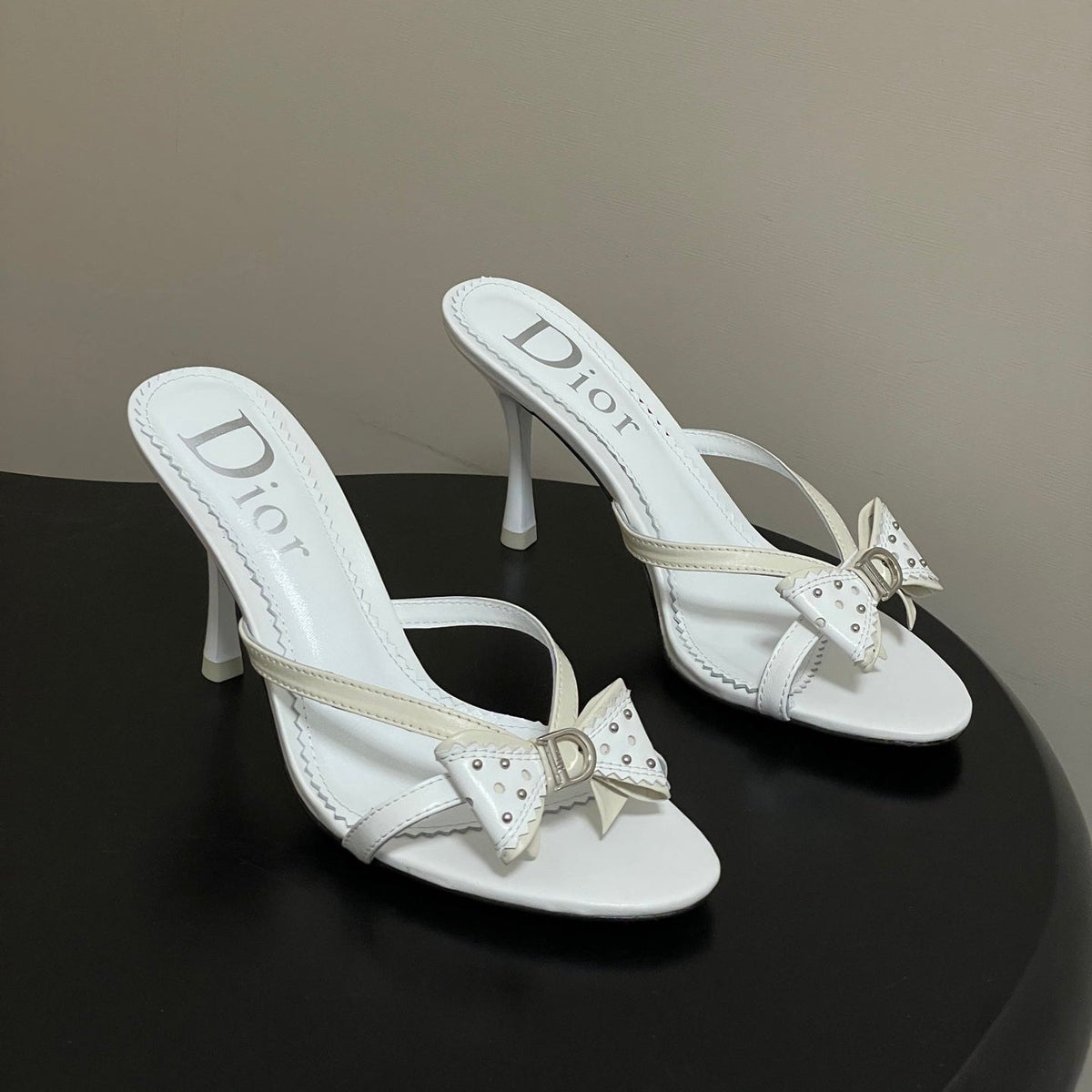 DIOR 26S HIGH HEEL SANDALS 100 MM IN WHITE CALFSKIN