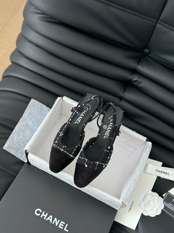 HIGH SLINGBACK IN BLACK TWEED AND LAMBSKIN