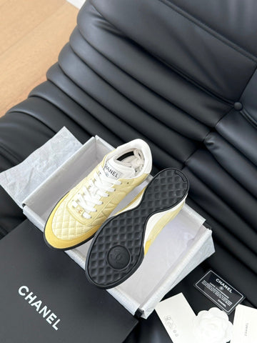 CC SNEAKER IN LIGHT YELLOW MIX WHITE EMBROIDERED LAMBSKIN
