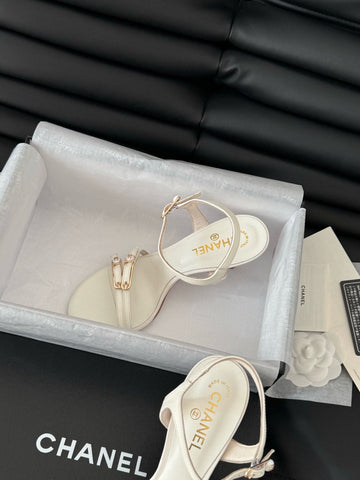 HIGH HEEL 75 MM SANDAL IN WHITE SHEEPSKIN