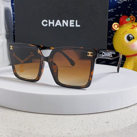 SQUARE SUNGLASSES 641809 IN HAVANA ACETATE GOLD CHAIN