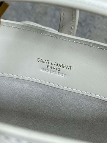 LE 37 MINI BUCKET BAG 15 IN WHITE CALFSKIN GOLD HARDWARE