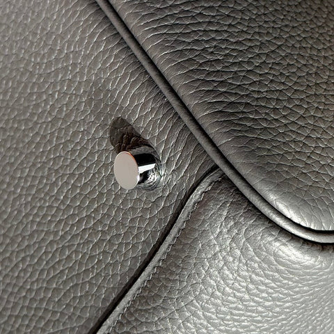HERMES 25S MEDIUM LINDY 26 IN CHARCOAL GRAY CALFSKIN SILVER HARDWARE
