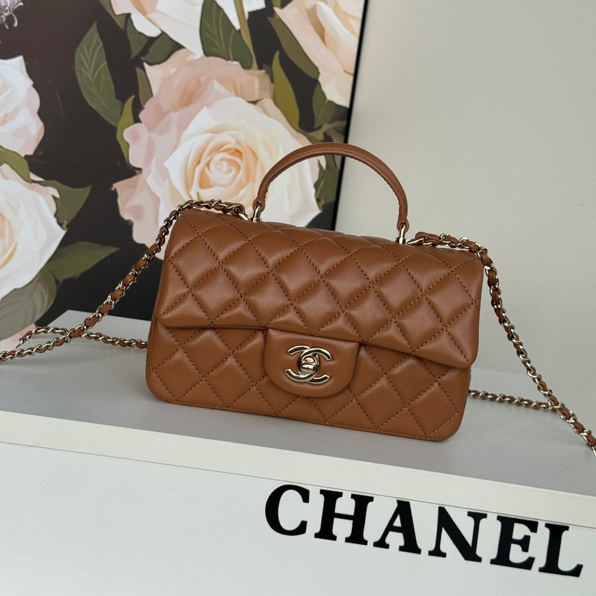 FLAP BAG 20 IN BRONZE BROWN LAMBSKIN WITH HANDLE- NEW