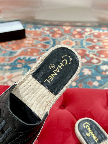 FLAT SLIPPERS IN BLACK LAMBSKIN MIX BEIGE WOVEN