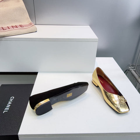 CHANEL 26S SQUARE-TOE FLATS IN GOLD LAMBSKIN AND BLACK SUEDE