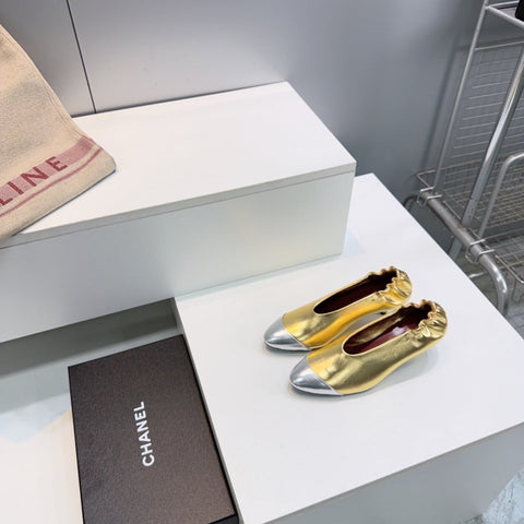 CHANEL 26S COLOR-BLOCK HIGH HEELS 45 MM IN GOLD LAMBSKIN