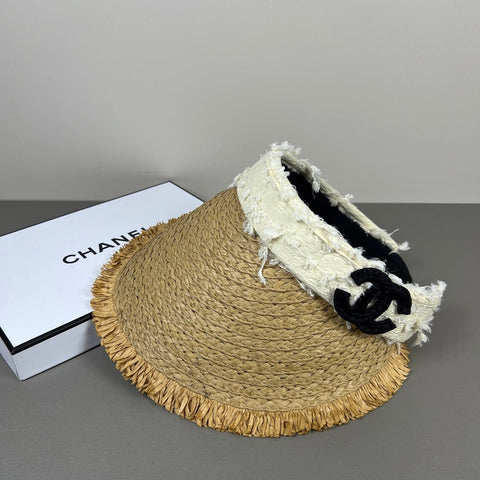 CHANEL 26S RAFFIA VISOR WITH BLACK CC LOGO 338095