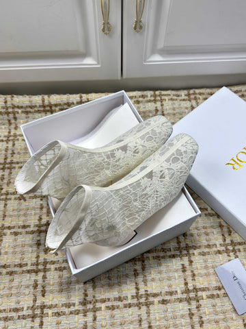 DIOR 26S ANKLE BOOTS 35MM IN WHITE FLORAL LACE MESH BLOCK HEEL