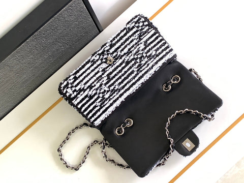 CHANEL 25S FLAP BAG 25 CM IN WHITE MIX BLACK SEQUINS