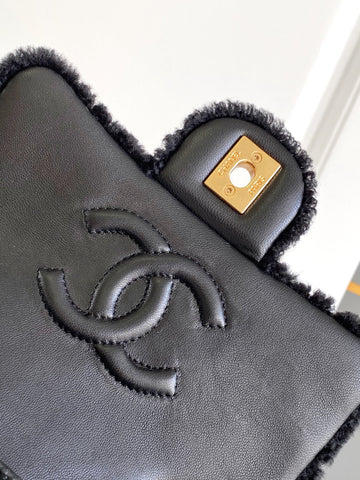 CHANEL 25S FLAP BAG 18 CM IN BLACK WOOL AND LAMBSKIN