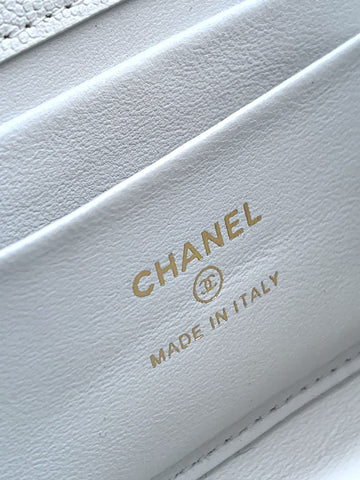 CHANEL 25S KELLY BAG 18 IN WHITE CAVIAR LEATHER WITH GOLD HARDWARE