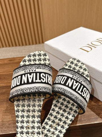 DIOR 26S D-CLUB FLAT SLIDES IN BLACK AND WHITE HOUNDSTOOTH
