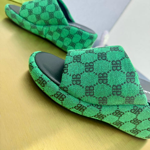 WEDGE SANDALS IN GREEN MONOGRAM JACQUARD FABRIC