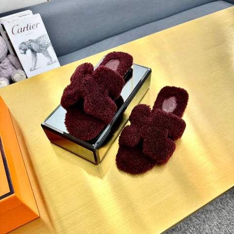 0RAN SHEARLING SANDALS MAHOGANY RED