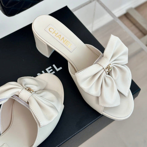Double CC Big Bow High Heels Sheepskin White