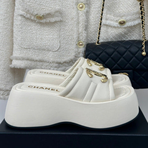Large Double C Platform Slippers White