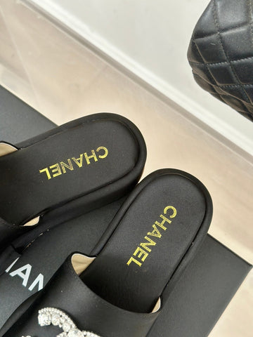 SLIPPERS THICK SOLE IN BLACK SATIN