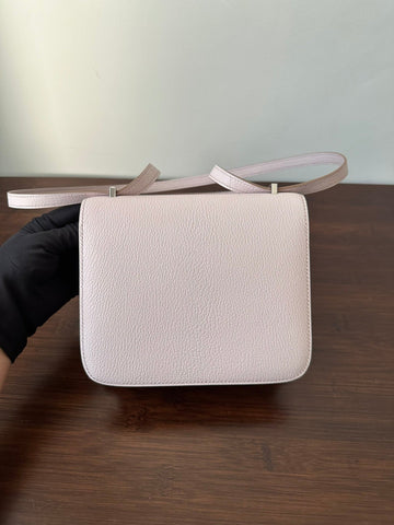 CONSTANCE 18 LIGHT PINK CHEVRE SILVER HARDWARE