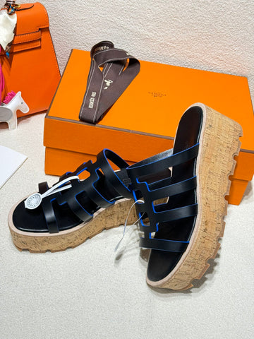 ISABELLA SANDAL BLACK CALFSKIN