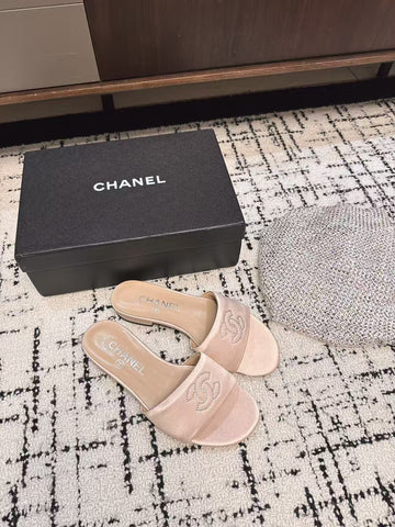 SLIPPERS IN LIGHT PINK SATIN MIX CALFSKIN