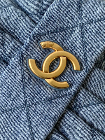 CHANEL 25S MAXI BOW BAG 38 IN BLUE DENIM WITH GOLD HARDWARE