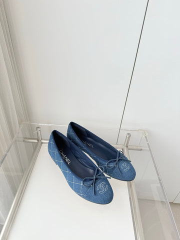 CHANEL 26S BALLET FLATS IN BLUE DENIM WITH BOW