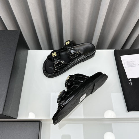 DAD SANDALS BLACK PATENT LAMBSKIN MULES