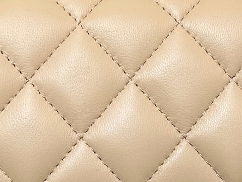 CHANEL 25S FLAP BAG 20 CM IN LIGHT BEIGE LAMBSKIN WITH GOLD HARDWARE