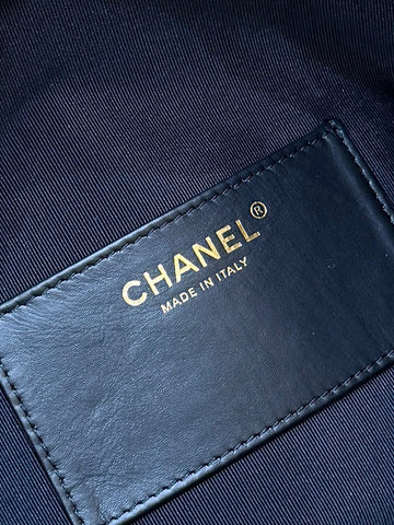 CC 25 HANDBAG 40 IN BLACK SUEDE GOLD HARDWARE