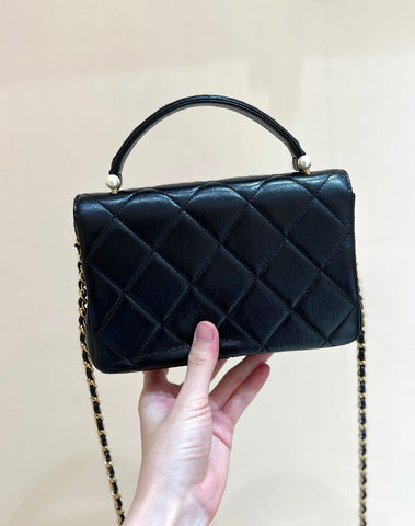 CC MINI TOP HANDLE FLAP BAG 20 IN BLACK CALFSKIN