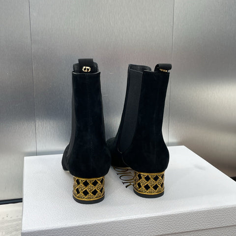 DIOR 25S ANKLE BOOT IN BLACK SUEDE