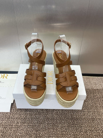 D-CLUB 25S HIGH HEEL WEDGE 100MM IN BROWN CALFSKIN RAFFIA SOLE