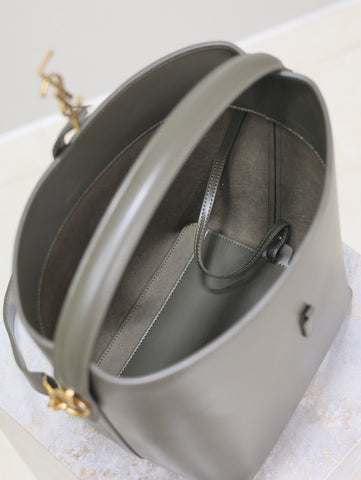 YSL 25S LE 5 À 7 BUCKET 26 IN DARK OLIVE CALFSKIN GOLD HARDWARE
