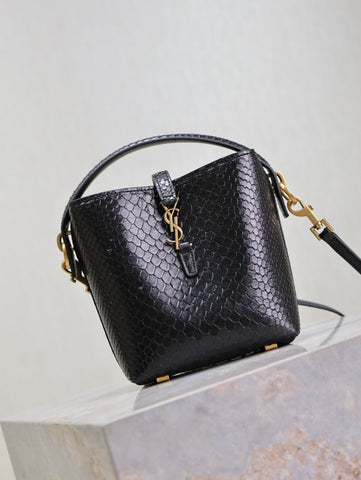 YSL 25S LE 37 BUCKET 15 IN BLACK SNAKE EMBOSSED CALFSKIN GOLD HARDWRE