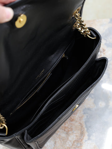 NIKI MEDIUM 28 IN BLACK LAMBSKIN BLACK LOGO GOLD CHAIN