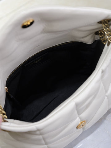 YSL 25S LOULOU PUFFER MM 29 IN BLANC VINTAGE CALFSKIN GOLD HARDWARE