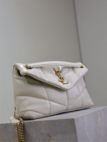 YSL 25S LOULOU PUFFER MM 29 IN BLANC VINTAGE CALFSKIN GOLD HARDWRE