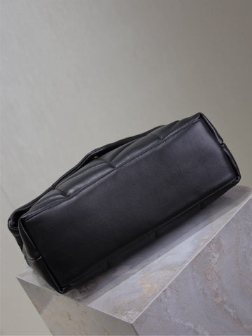 YSL 25S LOULOU PUFFER GM 35 IN BLACK CALFSKIN GOLD HARDWRE