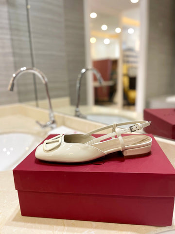VALENTINO 26S SLINGBACK IN CREAM WHITE PATENT CALFSKIN