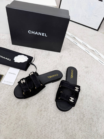 CHANEL 26S DOUBLE STRAP SLIDE SANDALS IN BLACK SUEDE AND CALFSKIN