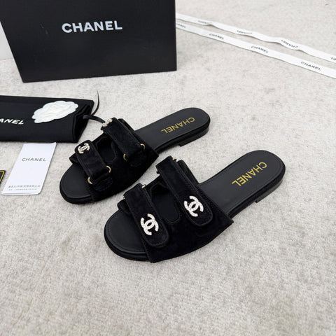 CHANEL 26S DOUBLE STRAP SLIDE SANDALS IN BLACK SUEDE AND CALFSKIN