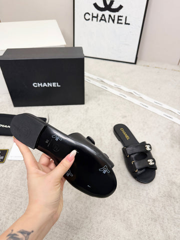 CHANEL 26S DOUBLE STRAP SLIDE SANDALS IN BLACK CALFSKIN
