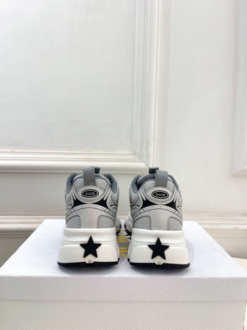 DIOR 26S SNEAKER IN GREY CALFSKIN AND MESH FABRIC