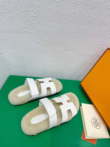 Chypre Sandal White shearling insole White goatskin lining