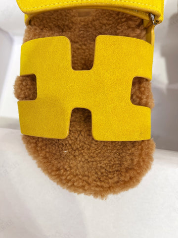 Chypre Sandal Gold shearling insole Yellow Velvet leather lining