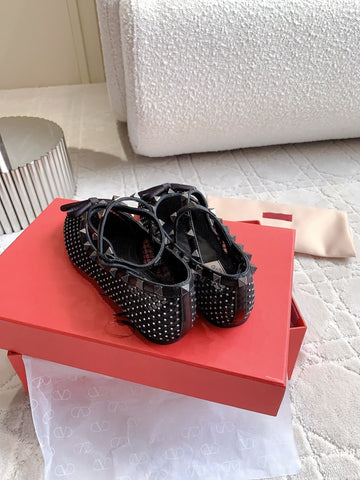 Rockstud Mesh Ballerina Black With Crystals